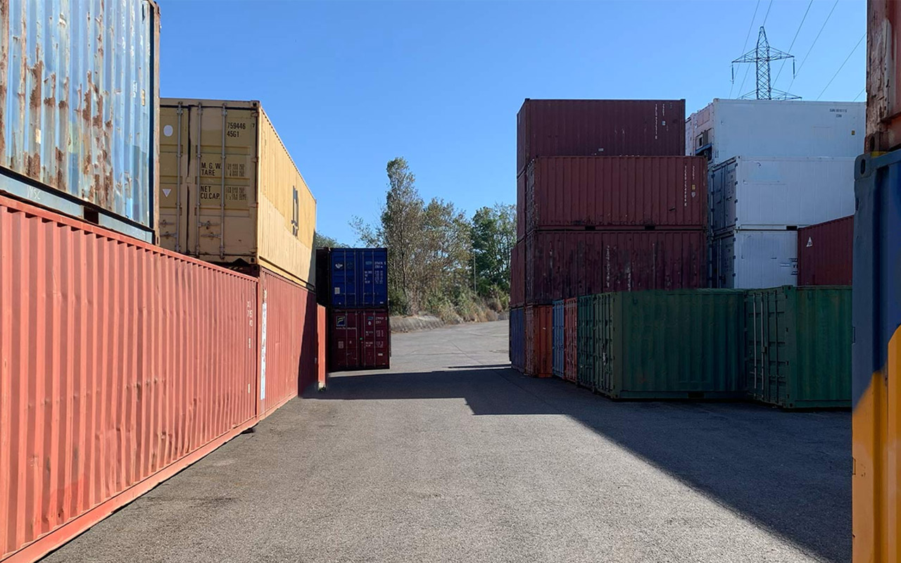Container usati all'interno del nostro piazzale